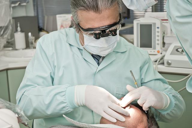 Návštěva zubaře a vhodné léčebné metody